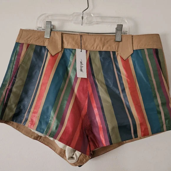 NWT Nasty Gal Real Leather Stripe Booty Shorts MSRP $292 SIZE US 10 - Picture 4 of 12